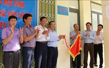 EVNGENCO1 hỗ trợ xây dựng trường học và nhà đại đoàn kết tại huyện Tương Dương (Nghệ An)